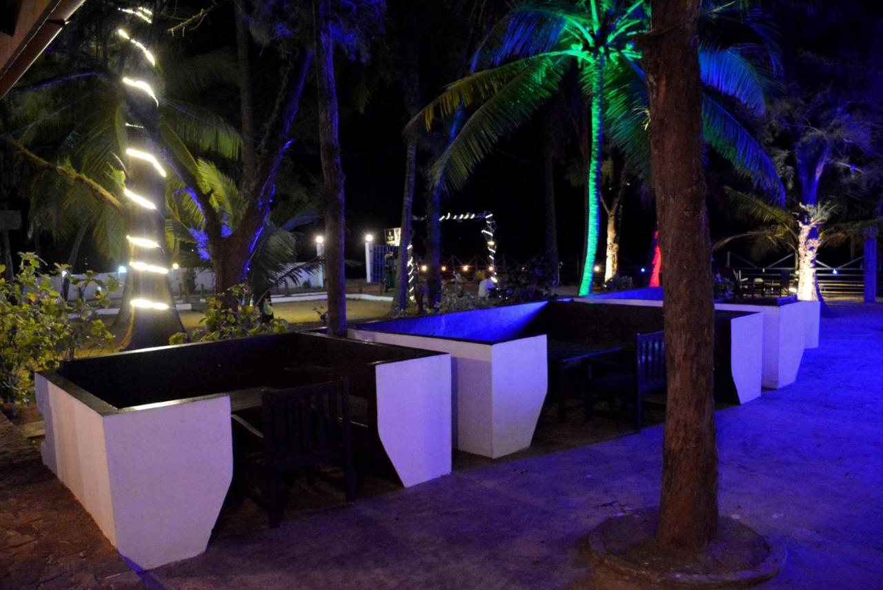 Tsunami Beach Hotel Arugam Bay Luaran gambar